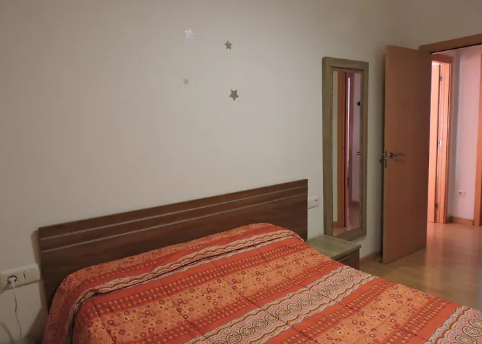 Casco Historico De 카라타유드